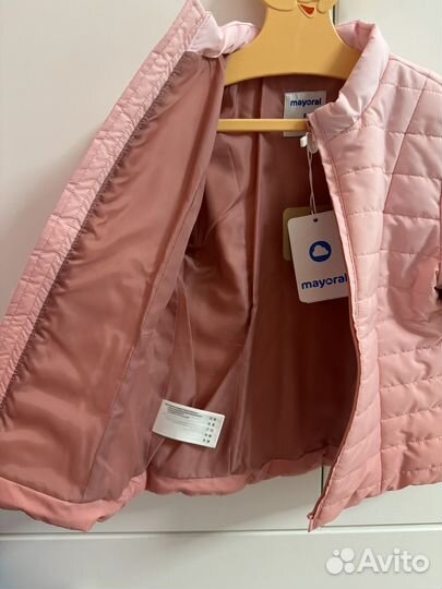 Куртка новая mayoral 116