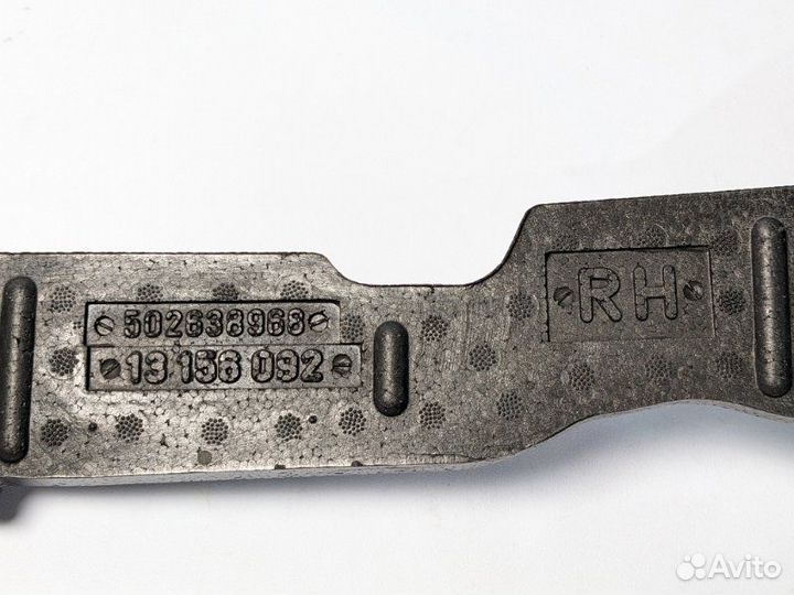 Наполнитель демпфер бампера задний правый Opel