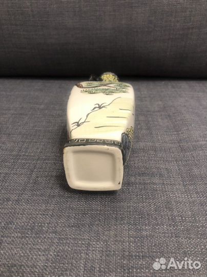 Ваза фарфоровая Китай