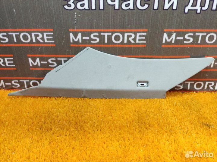 Обшивка стойки задняя правая Bmw 5-Series E60