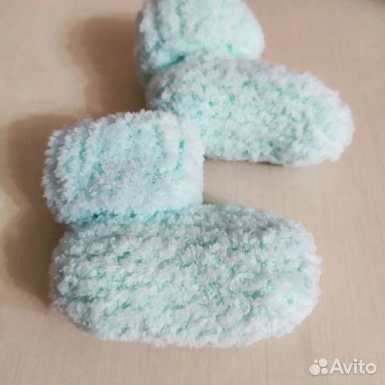 Пинетки малышам ручная вязка