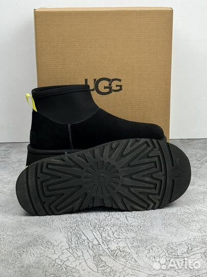 Ugg Classic Mini Dipper Black