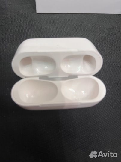 Беспроводные наушники apple airpods