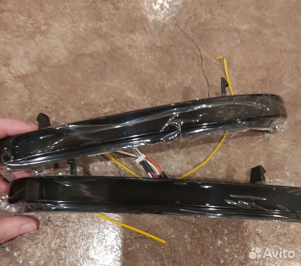 Поворотники на зеркала priora