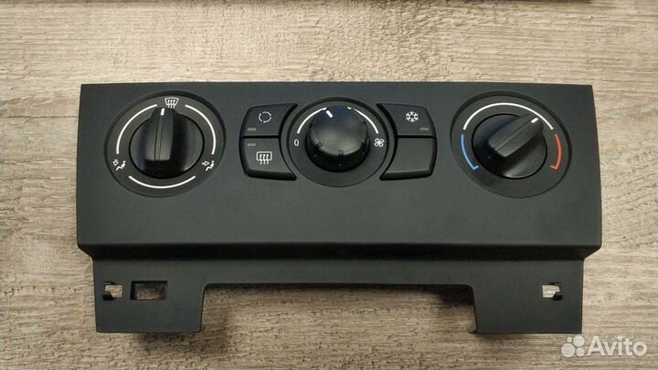 Блок управления климатом бмв BMW 1-series E87/81 2