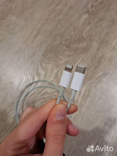 Зарядное устройство для телефона iPhone