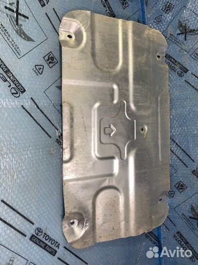 Экран тепловой Hyundai Creta 1.6 G4FG W554116 dohc