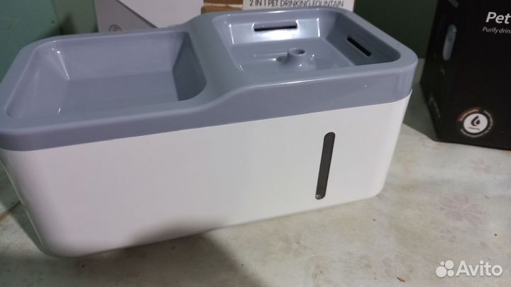Автоматическая поилка-фонтан для кошек