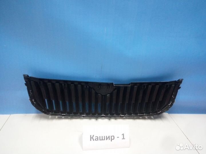 Решетка радиатора Шкода Суперб