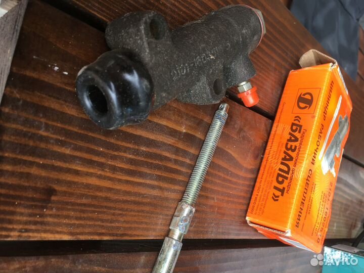 Рабочий цилиндр сцепления ваз 2101-2107 + шланг