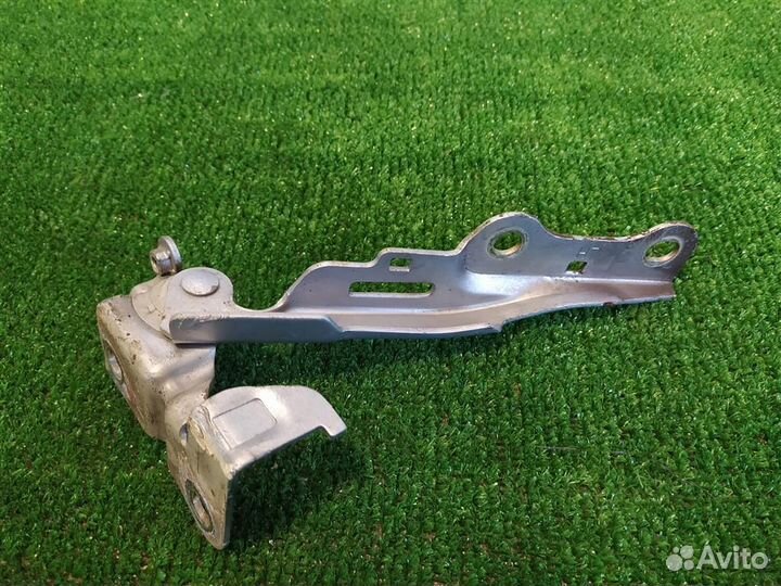 Петля капота левая KIA Cerato (LD) 2005