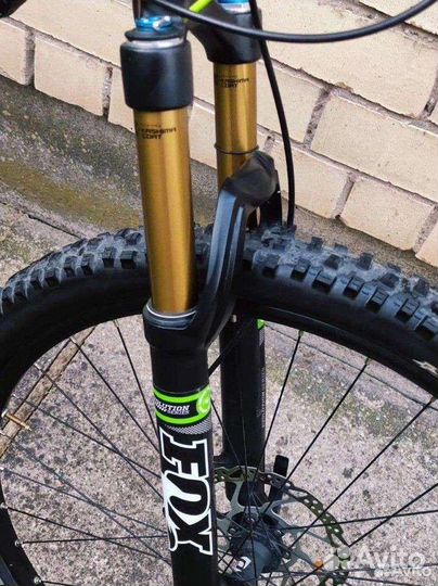 Велосипед Scott Spark 750