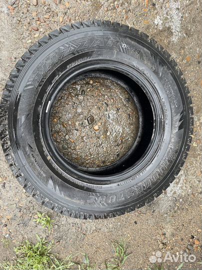 Bridgestone Blizzak DM-Z3 275/65 R17