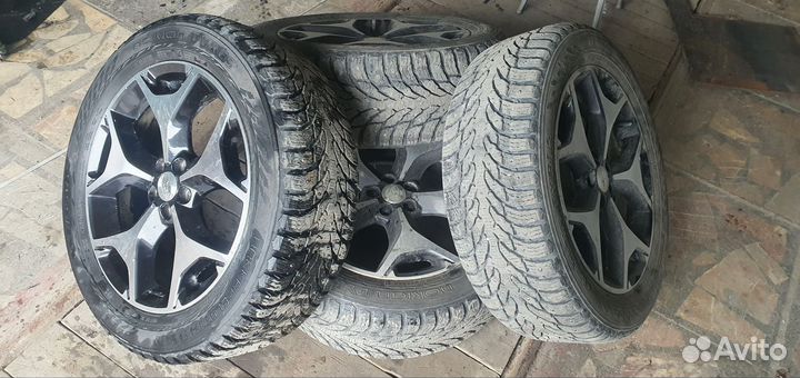 Nokian Tyres Hakkapeliitta 9 SUV 225/55 R18