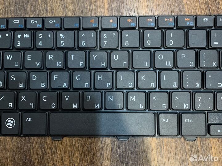 Новая Клавиатура dell Inspiron N5010 (RU) черная