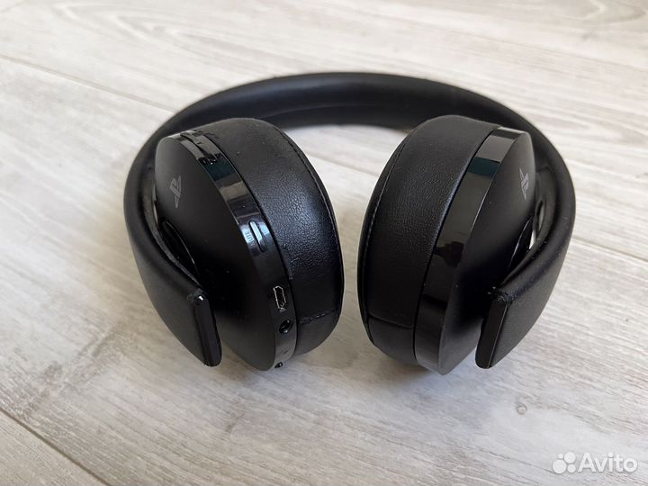 Наушники Sony ps4 Gold беспроводные оригинал