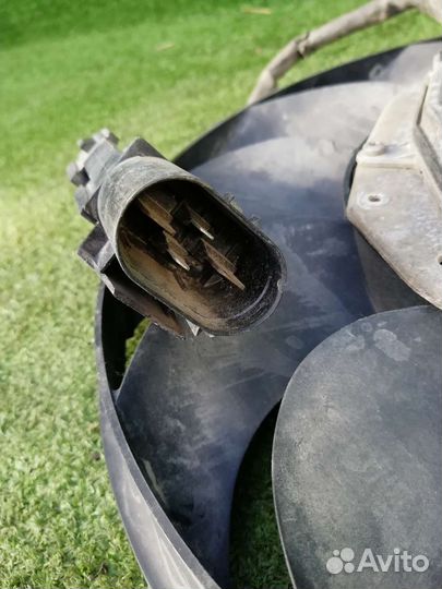 Audi A8 D3 Вентилятор радиатора