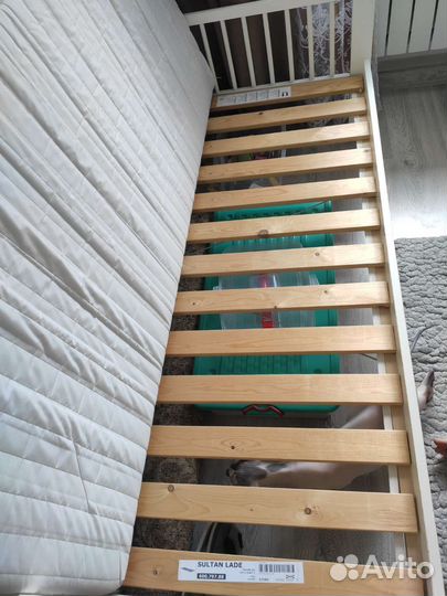 Детская кровать IKEA с матрасом