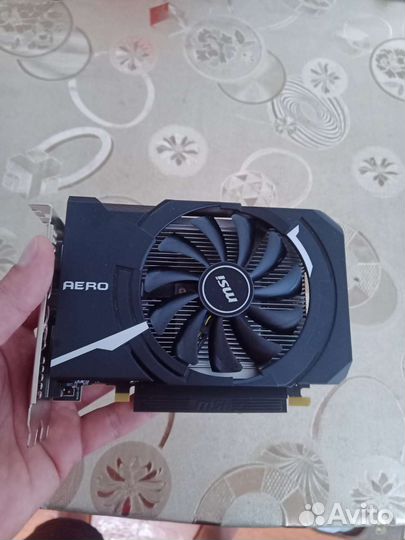 Продаю видеокарту AMD RX550 4GB