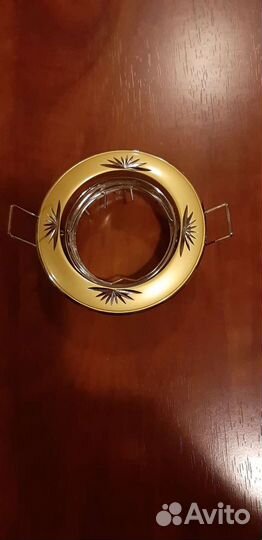 Точечные встраиваемые светильники