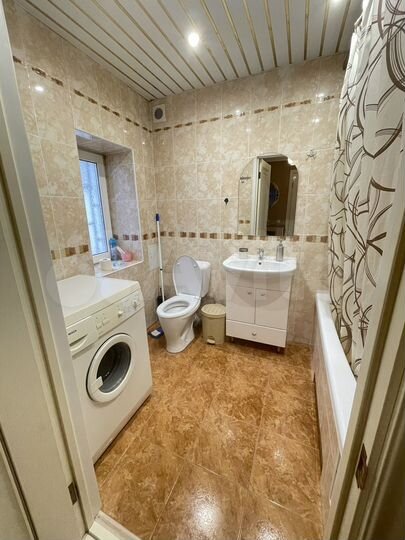 Дом 100 м² на участке 1 сот.