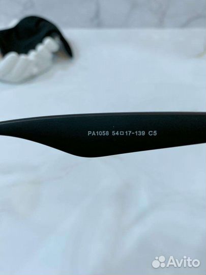 Солнцезащитные очки polaroid