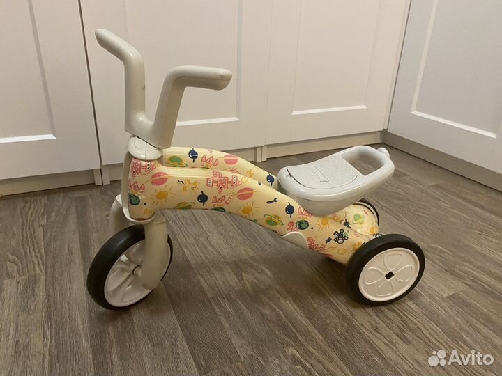 Беговел chillafish bunzi