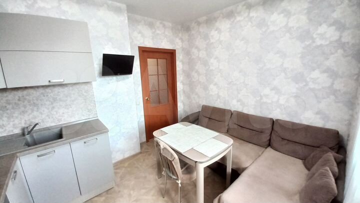 1-к. квартира, 46,8 м², 10/17 эт.