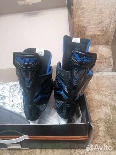 Коньки хоккейные