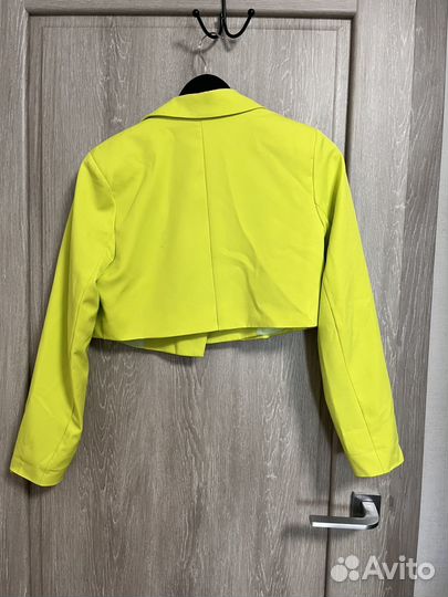 Укороченный пиджак