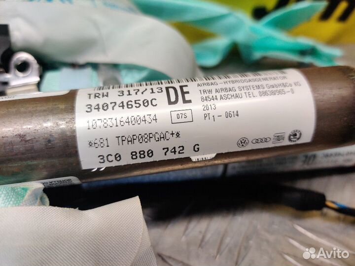 Подушка безопасности боковая шторка Volkswagen