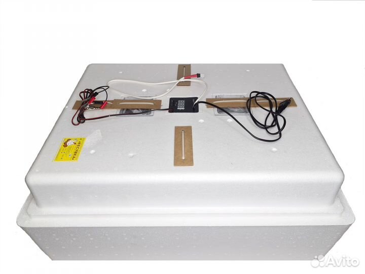 Инкубатор на 104 яйца с вентилятором и гигрометром