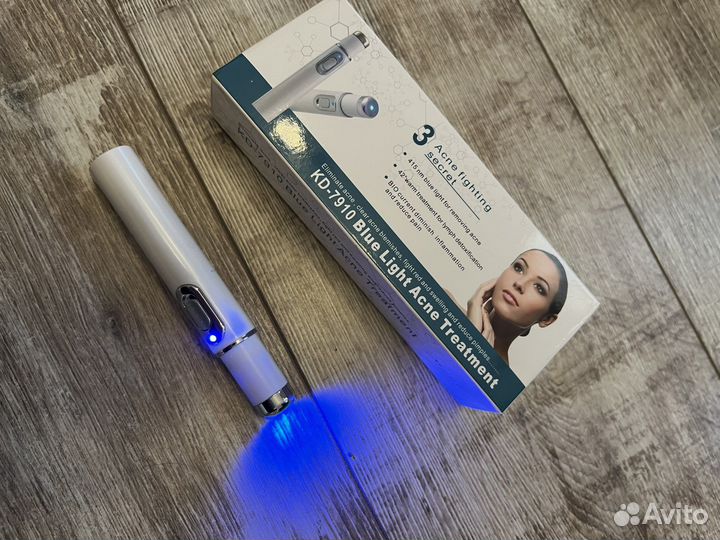 Прибор для лечения акне синим цветом
