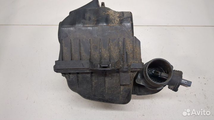 Корпус воздушного фильтра Volkswagen Sharan, 2003