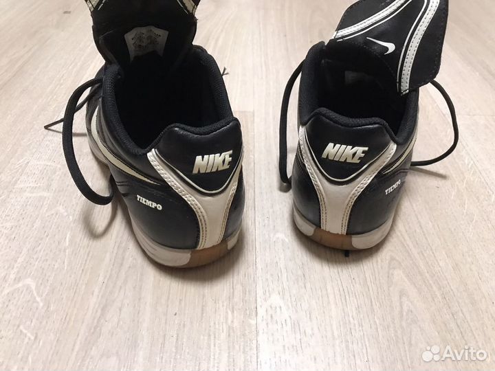 Футзалки Nike Tiempo Natural III IC EU40,5