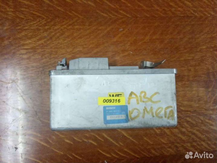 Блок управления ABS Opel Omega A 0265103016,751652