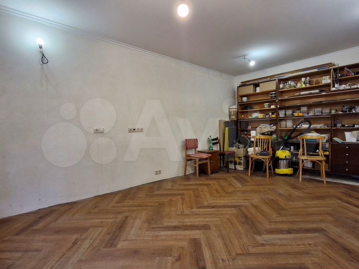 2-к. квартира, 54 м², 3/9 эт.