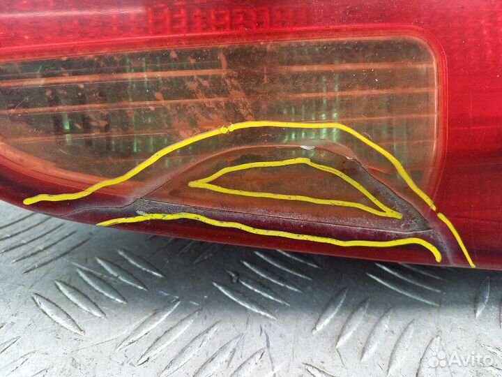 Фонарь задний внутренний правый Kia Ceed 2 JD G4FG