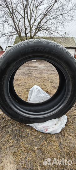Maxxis MA-Z4S Victra 235/55 R18
