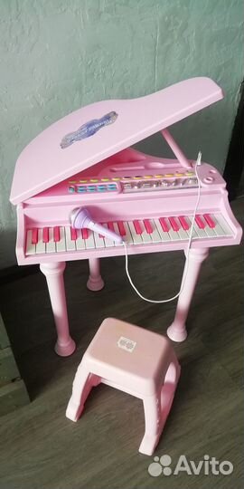 Пианино игрушечное