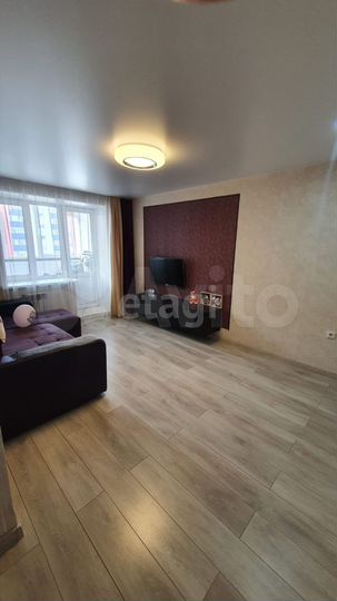 2-к. квартира, 57,5 м², 4/9 эт.