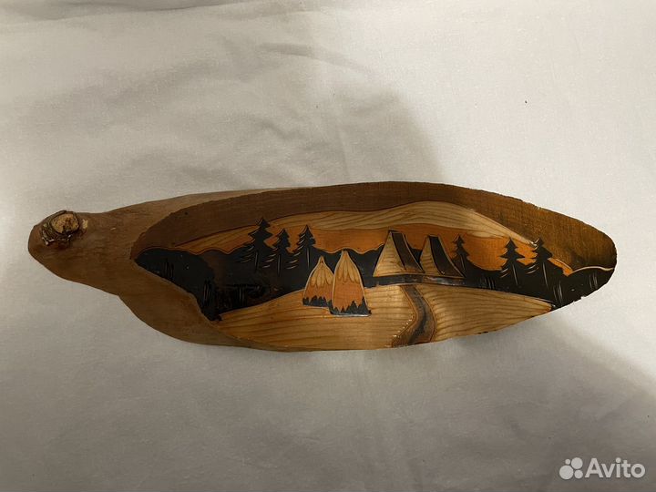 Картина на срезе дерева