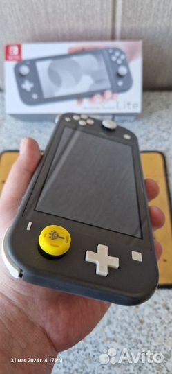 Nintendo switch lite(свич лайт)