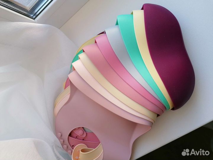 Нагрудник слюнявчик силиконовый