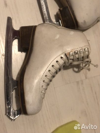 Коньки фигурные graf Richmond размер 3 стелька 22