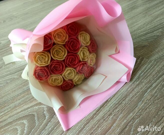 Шоколадные цветы на 14 февраля в наличии