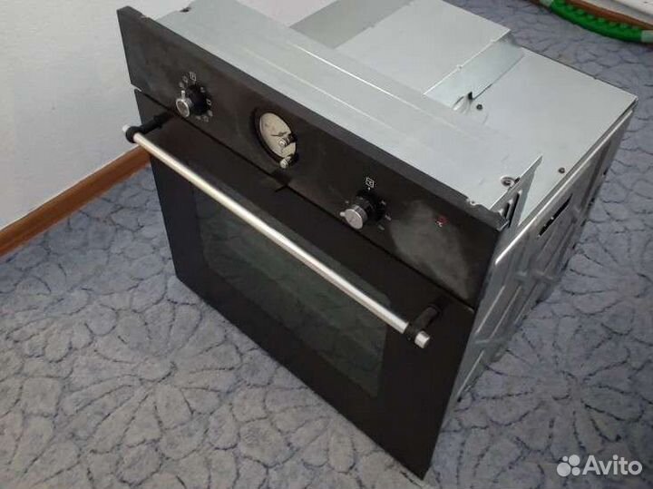 Духовой шкаф