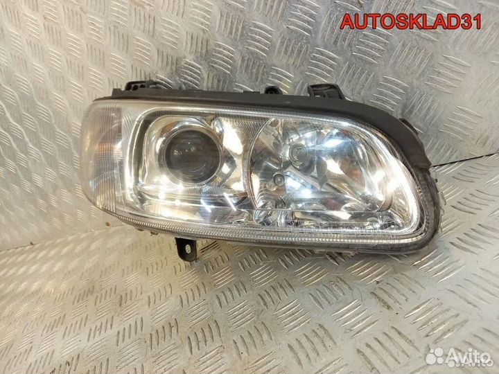 Фара правая Opel Omega B 90566796