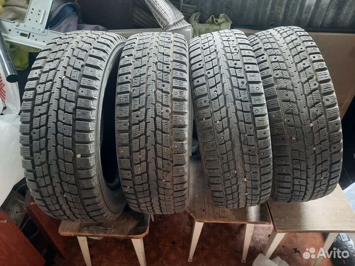 Dunlop SP Winter Ice 01 185/65 R15