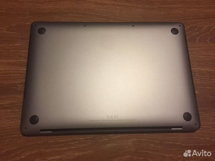 Macbook Pro 2018 13” 512gb touchbar